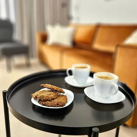 Pine Point With Shared Pools, Jacuzzi, Sauna & Gym