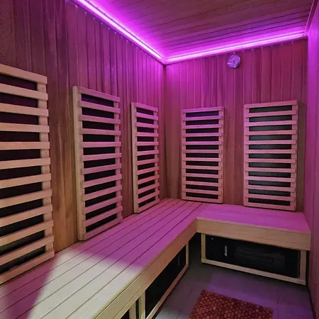 Pine Point With Shared Pools, Jacuzzi, Sauna & Gym * Szklarska Poręba
