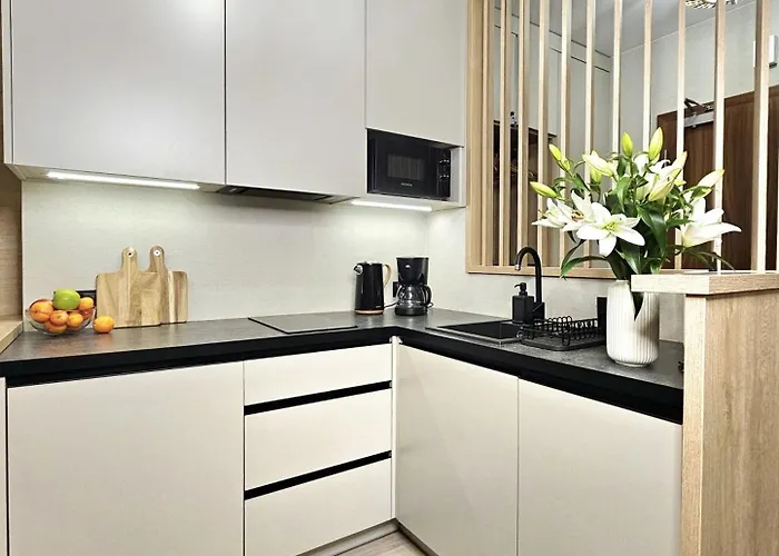 Apartament Pine Point With Shared Pools, Jacuzzi, Sauna & Gym